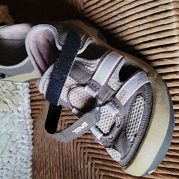 Teva sandals, brown, tan, gray, pink, size 3. - Picture 11 of 14